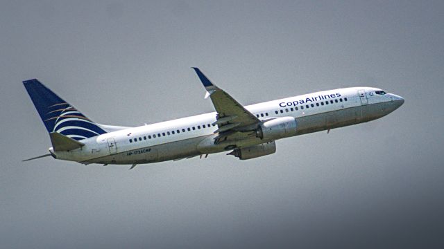 Boeing 737-800 (HP-1726CMP)