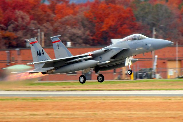 McDonnell Douglas F-15 Eagle (78-0544) - 'SLAM 02' launching off of runway 2. From the 'Barnestormers' of the Massachusetts ANG.