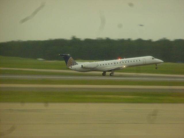 Embraer ERJ-135 (N15973)