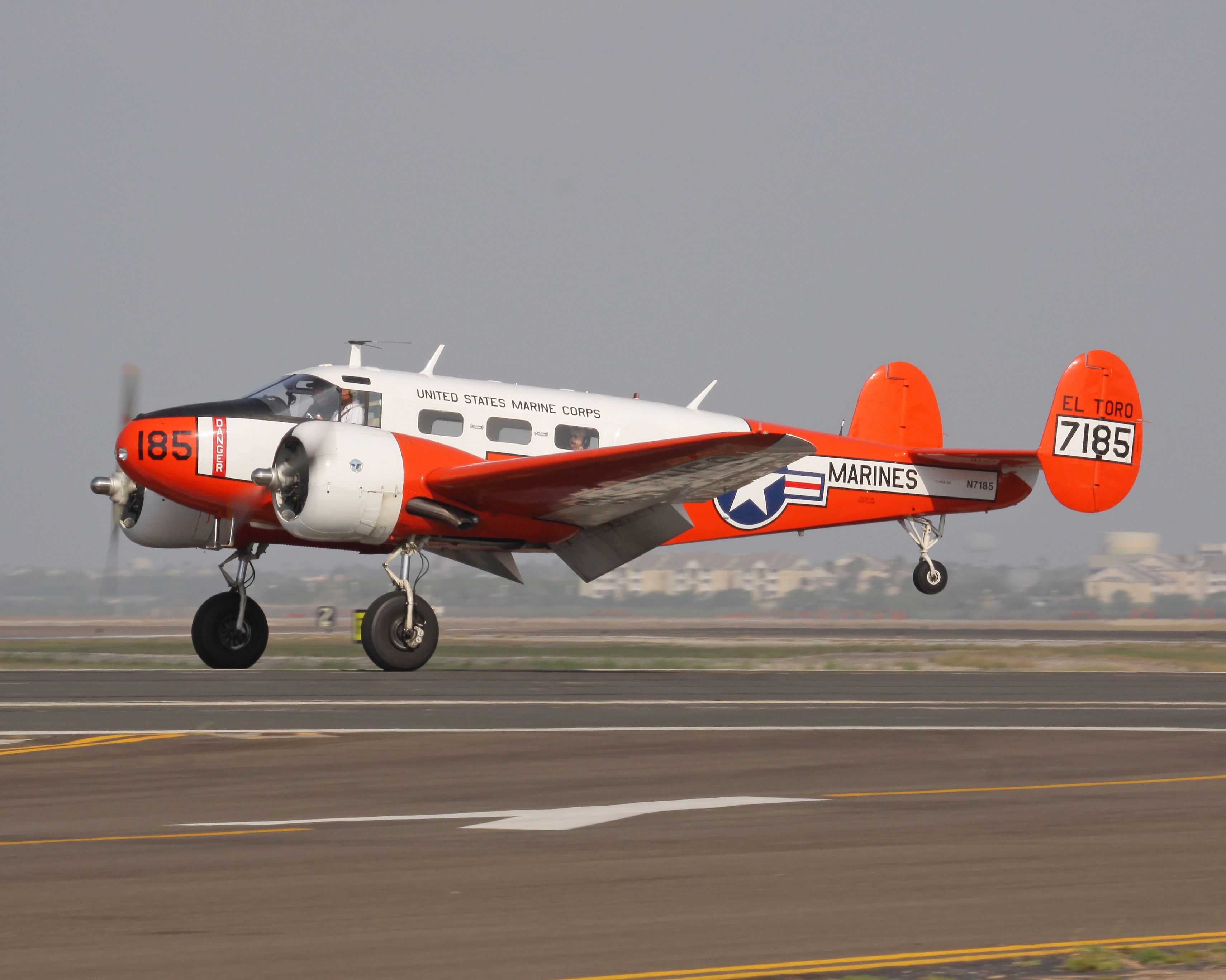 Beechcraft 18 (N7185)