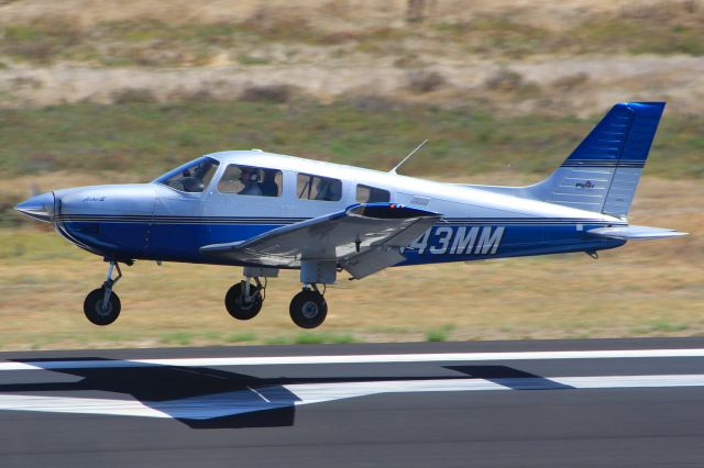 Piper Cherokee (N343MM)