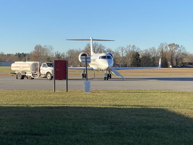 Gulfstream Aerospace Gulfstream IV (N218JE) - Date Taken: November 9, 2022