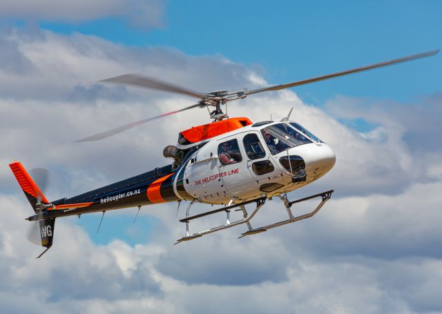 Eurocopter AS-350 AStar (ZK-HWG)