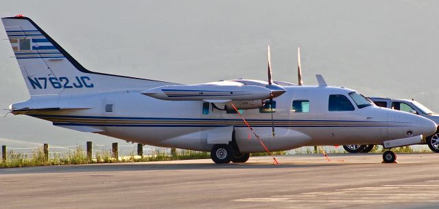 Mitsubishi MU-2 (N762JC)