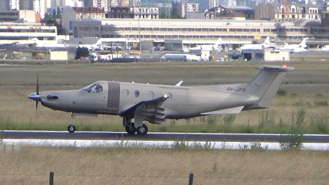 Pilatus PC-12 (OH-JFB)