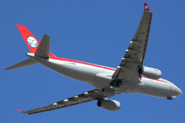 B-6518 — - First take off out of YMML.