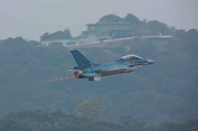 Mitsubishi F-2 (63-8102) - JASDF Gifu Airbasebr /Japan Air Self-Defense Force br /Mitsubishi F-2B