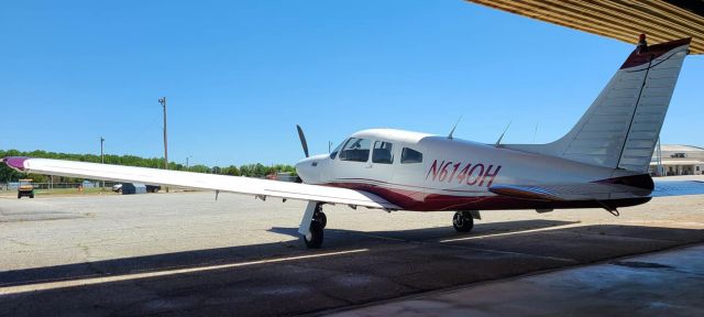 Piper Cherokee (N6140H)