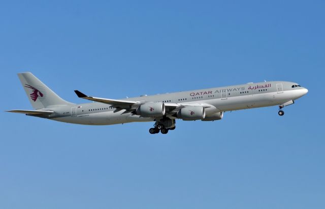 Airbus A340-500 (A7-HHH) - QATAR AMIRI