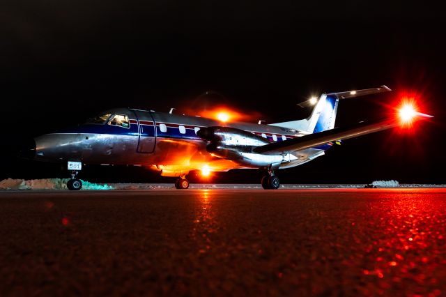 Embraer EMB-120 Brasilia (N561SW) - Brasilia still wearing the vintage Skywest livery stopped at LAF to drop off a mechanic for 290SW. Cold start!