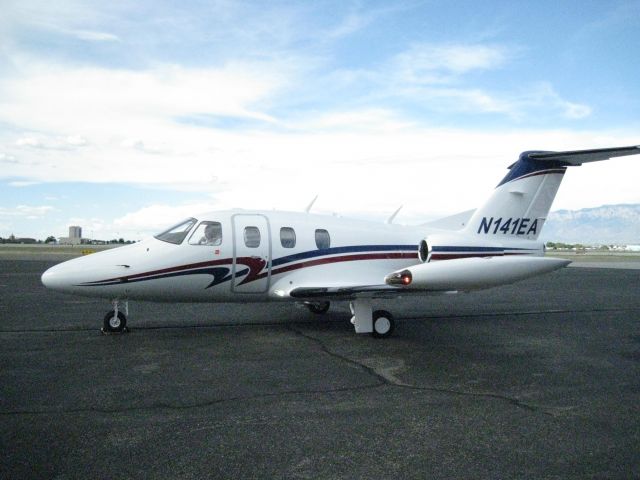 Eclipse 500 (N141EA)