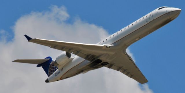 Canadair Regional Jet CRJ-700 (N773SK)