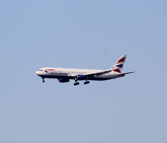 BOEING 767-300 (G-BNWM) - British Airways 67 Landing at PHL from London Heathrow Airport in London England.br /Taken at Riverwinds in West Deptford NJ 