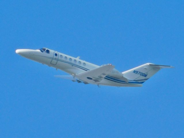 Cessna Citation CJ3 (N970DM) - A Cessna 525B departing Cleveland Municipal Airport 