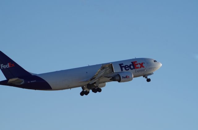 Airbus A300F4-600 (N653FE)