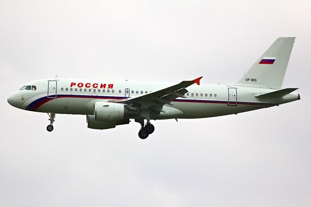 Airbus A320 (VP-BIQ)
