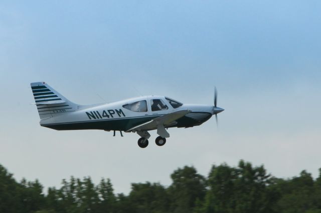 Rockwell Commander 114 (N114PM)