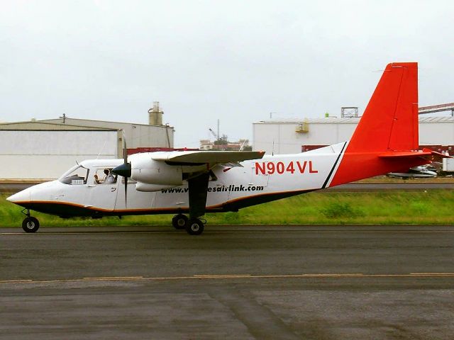 ROMAERO Islander (N904VL)