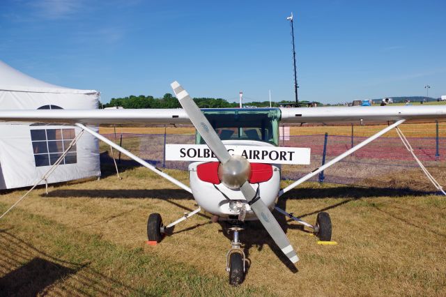 Cessna 152 (N94247) - SOLBERG AIRPORT-READINGTON, NEW JERSEY, USA-JULY 30, 2022: Seen by RF at the 39th Annual New Jersey Festival of Ballooning, advertising for flight lessons, was this single engine Cessna 152.