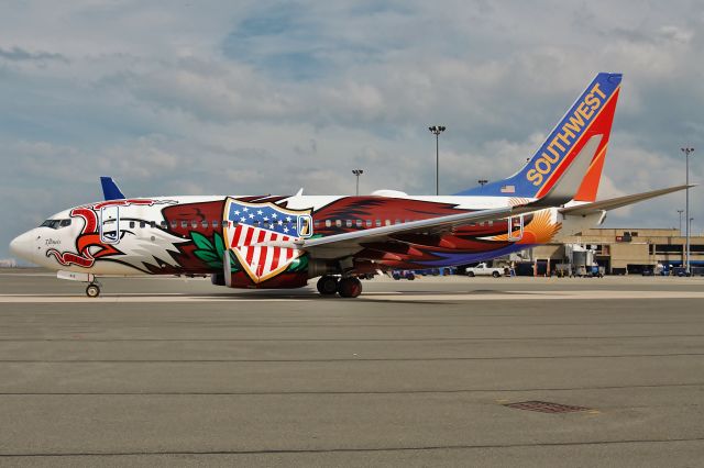 Boeing 737-700 (N918WN) - Illinois @ KBOS Logan on FlightAware.Com !