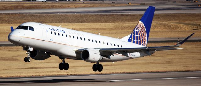 Embraer 170/175 (N134SY) - Departing runway 25.