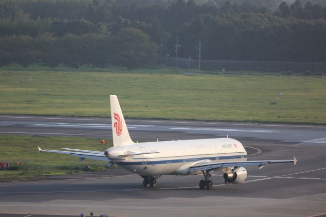 Airbus A321 (B-6596)