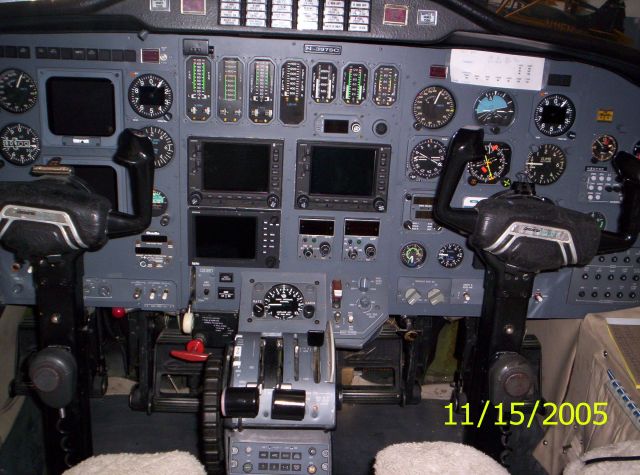 Cessna 500 Citation 1 (N397SC) - Citation cockpit