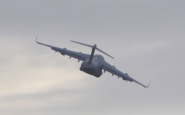 Boeing Globemaster III (09-9212) - "rch114" usaf charleston c-17a 09-9212 dep shannon 4/11/18.