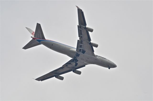 Boeing 747-200 (LX-VCV) - On finals into MMMX