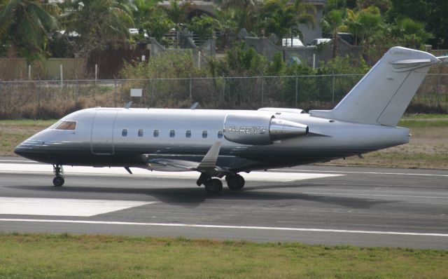 Canadair Challenger (G-REYS)