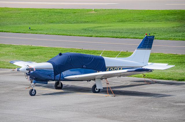 Piper Cherokee —