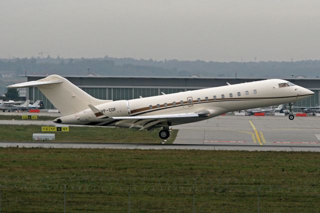 Bombardier Global Express (VP-CDF)