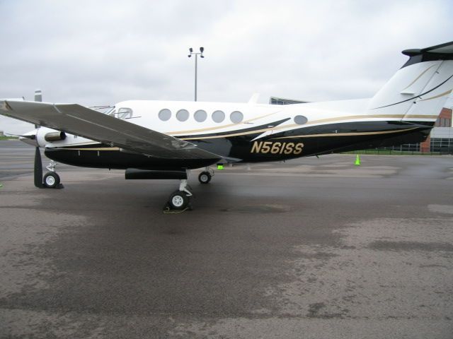 Beechcraft Super King Air 200 (N561SS)