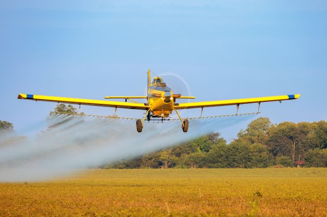 AIR TRACTOR Fire Boss (N11703) - I met these wonderful Ag pilots and they let me document their amazing skills. Northeast Arkansas. Soy bean defoliation. September 2023. 