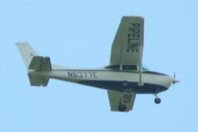 Cessna Skylane (N6377E)