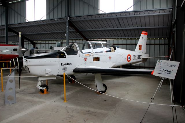 — — - Musée de l aviation de chasse Montélimar-Ancone