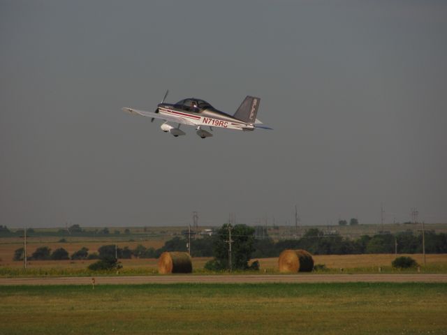 Cessna Centurion (N791RS) - A Rans Ultralight sport aircraft going around the Hays Airport.