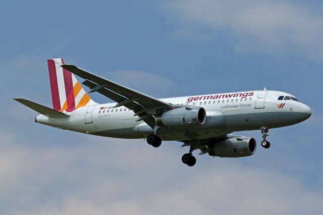 Airbus A319 (D-AGWE)