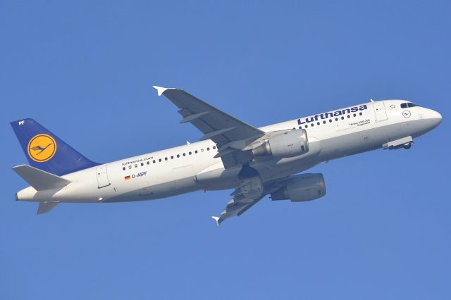 Airbus A320 (D-AIPF)