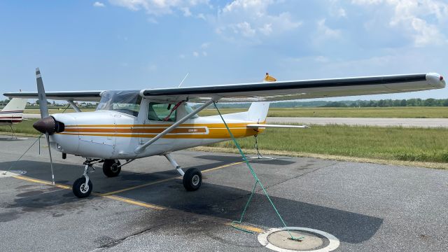 Cessna 152 (N5088L) - Sitting on the ramp after I took it up in the pattern.