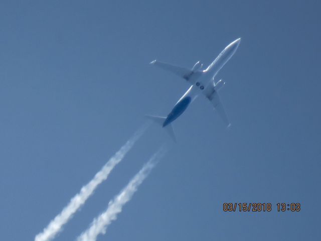 Boeing 737-900 (N283AK)