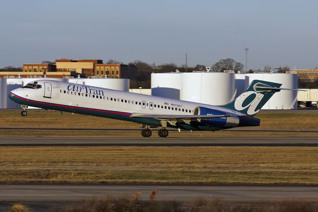 Boeing 717-200 (N915AT)