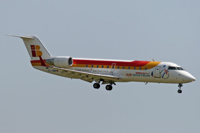 Canadair Regional Jet CRJ-200 (EC-IBM)