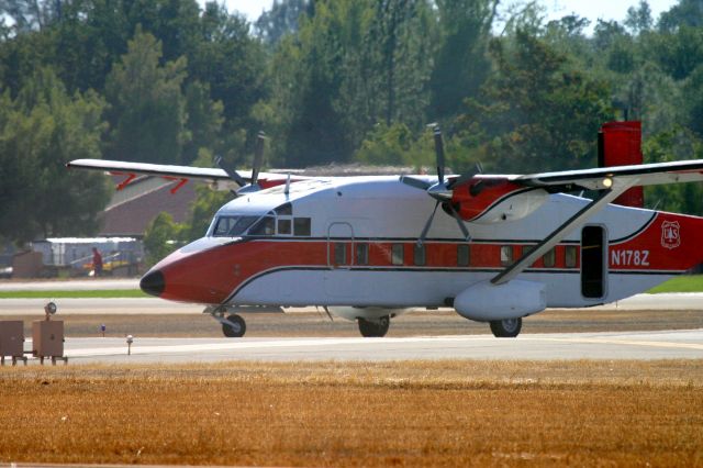 Short 330 (N187Z) - KRDD - USDA Shorts 330 rolling to take off during the 2014 Boles Fire at Weed, CA