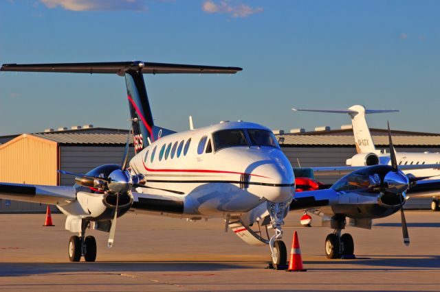 Beechcraft Super King Air 200 (N25CS)