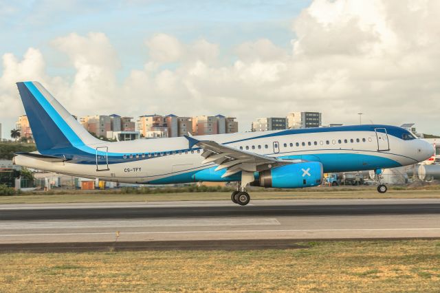 Airbus A320 (LMJ692Y)