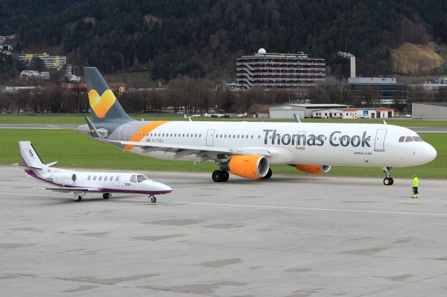 Airbus A321 (G-TCDJ)