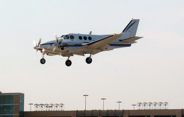 Beechcraft King Air 90 (BE9L)