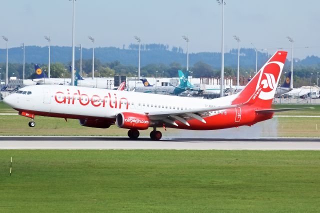 Boeing 737-700 (D-ABKN)