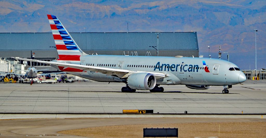 Boeing 787-8 (N816AA) - N816AA American Airlines Boeing 787-8 Dreamliner s/n 40634 - Las Vegas - McCarran International (LAS / KLAS)br /USA - Nevada,  January 11, 2019br /Photo: TDelCoro